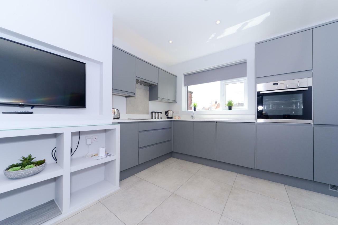 Sandbanks Road Poole Bagian luar foto
