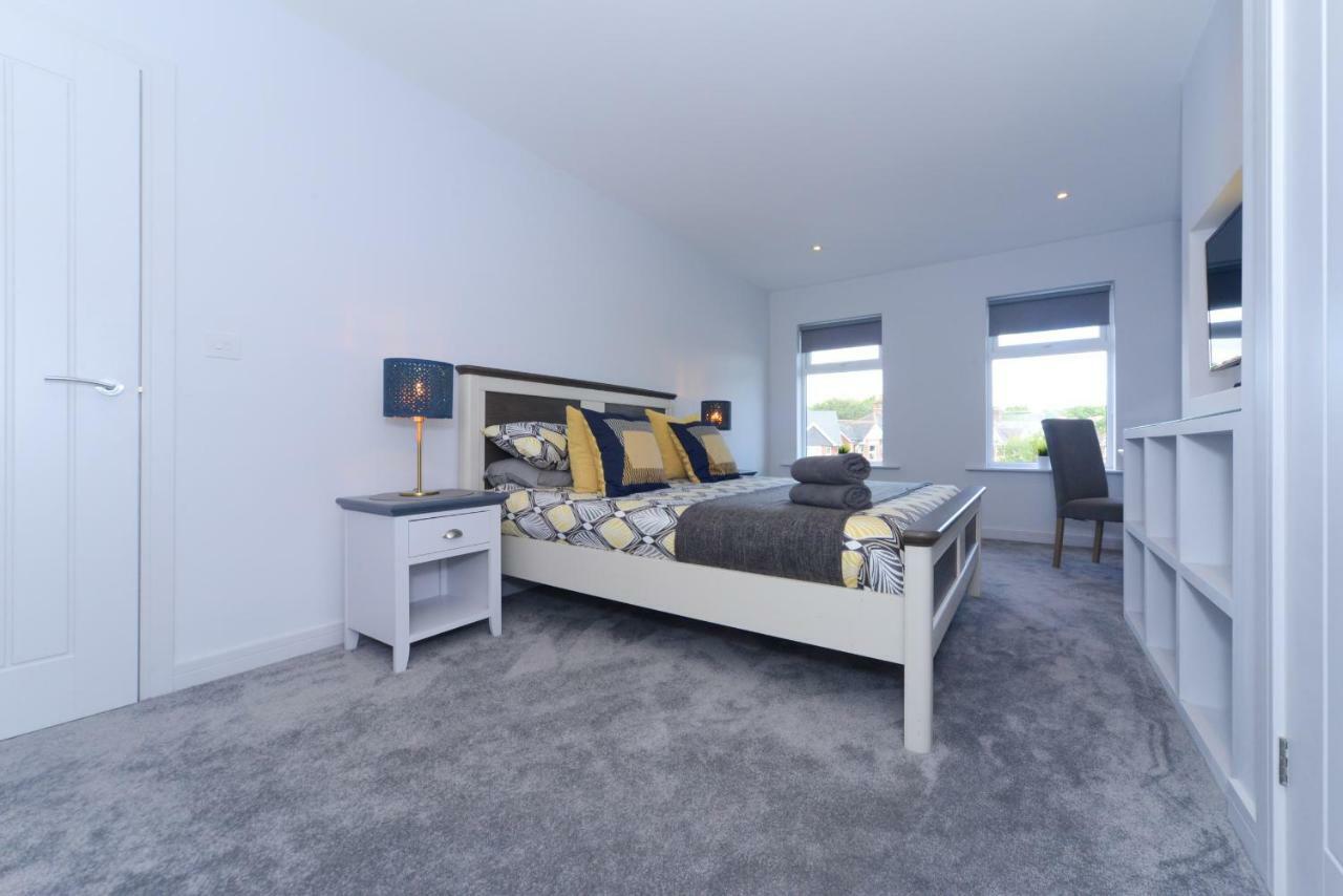 Sandbanks Road Poole Bagian luar foto